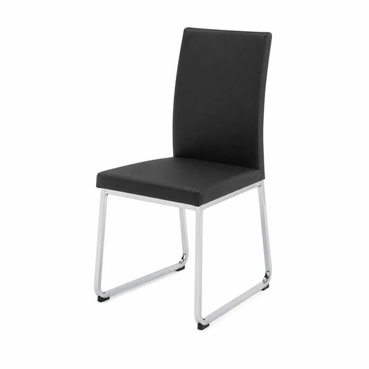 Silla de cuero sintético negro con estructura de metal cromado